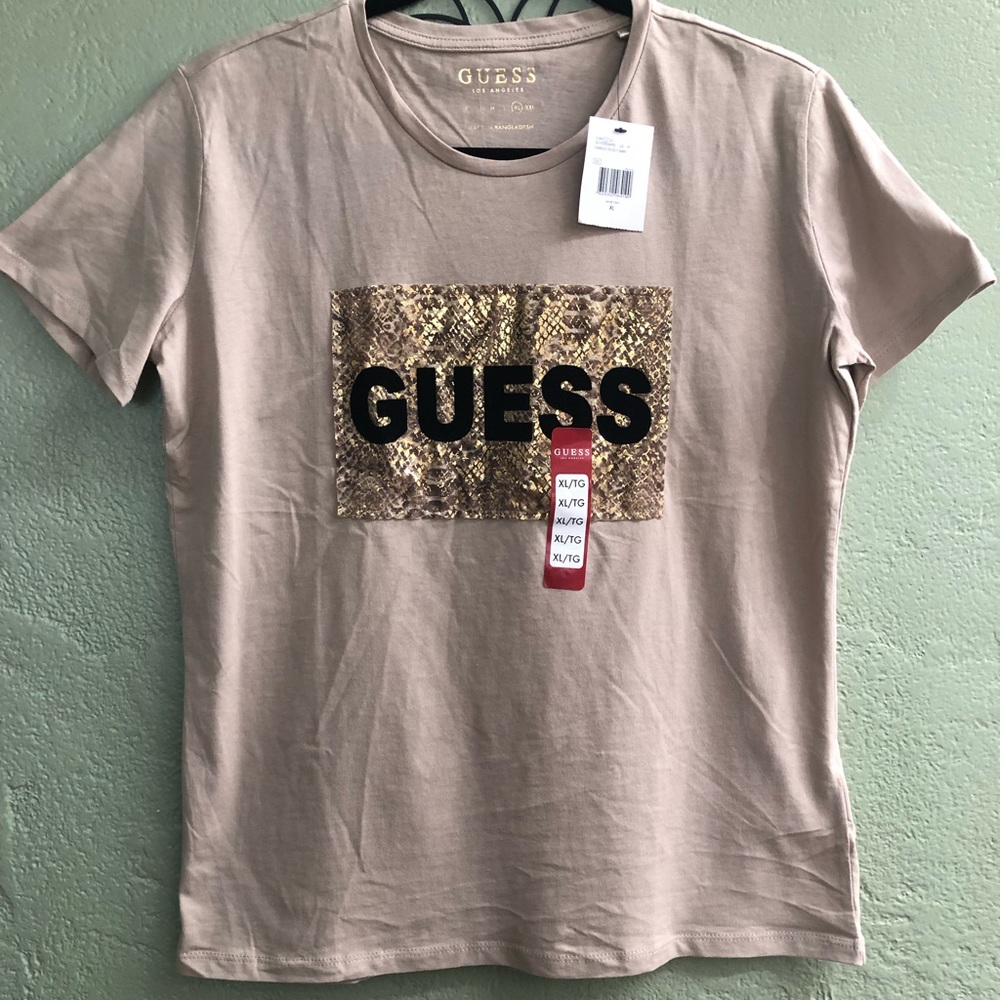 Guess women’s shirt
